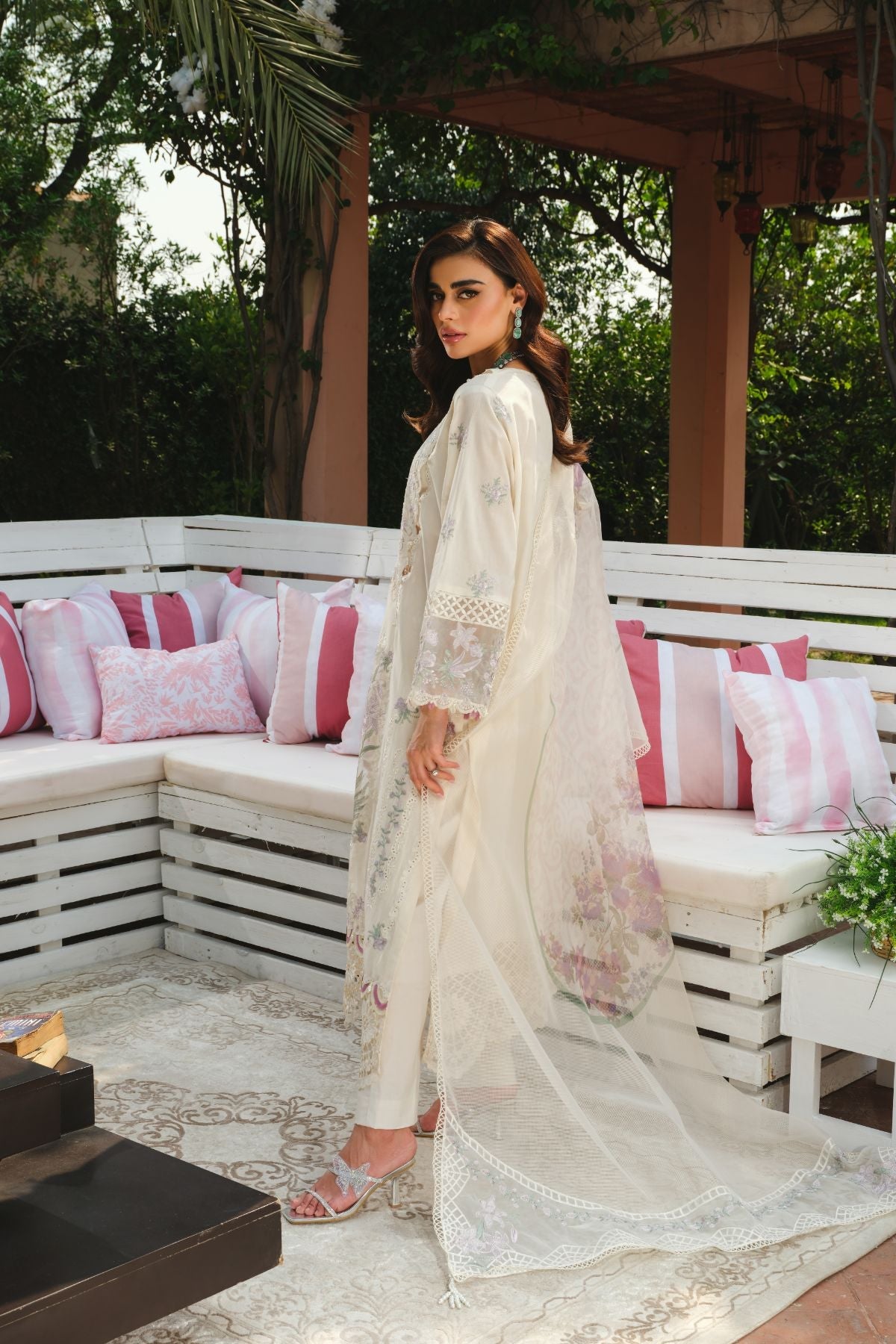 Paras by Pasha | La Gardenia | PR3: Daisy Dreams by Paras by Pasha - Designer Dress - Type: Ladies Clothes - Available at Libayah - 100% Original