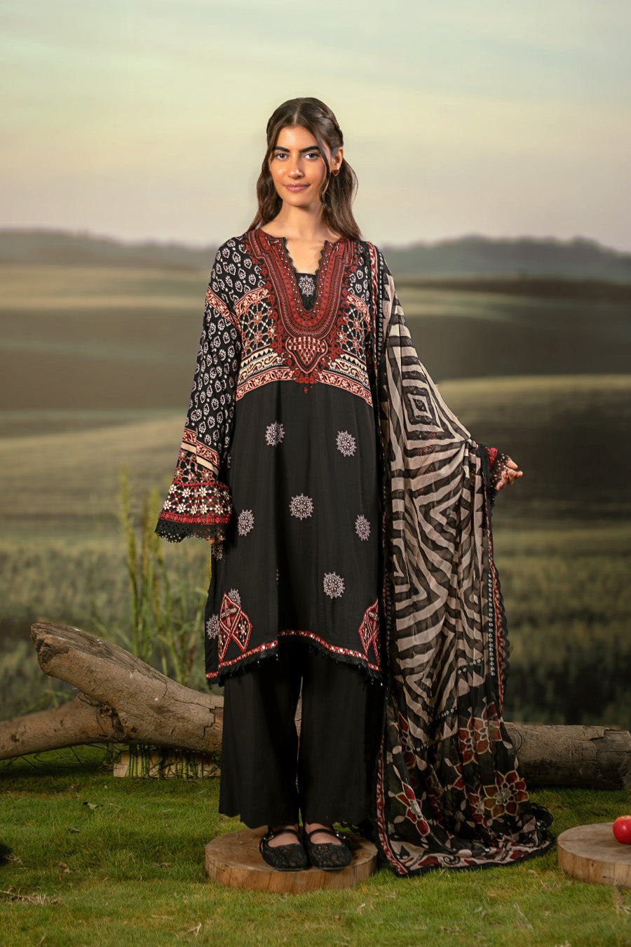 Maria B | Basics Winter 25 | MB-PFUS25-09A by Maria B - Designer Dress  - Type : Ladies Clothes - Available at Libayah - 100% Original 
