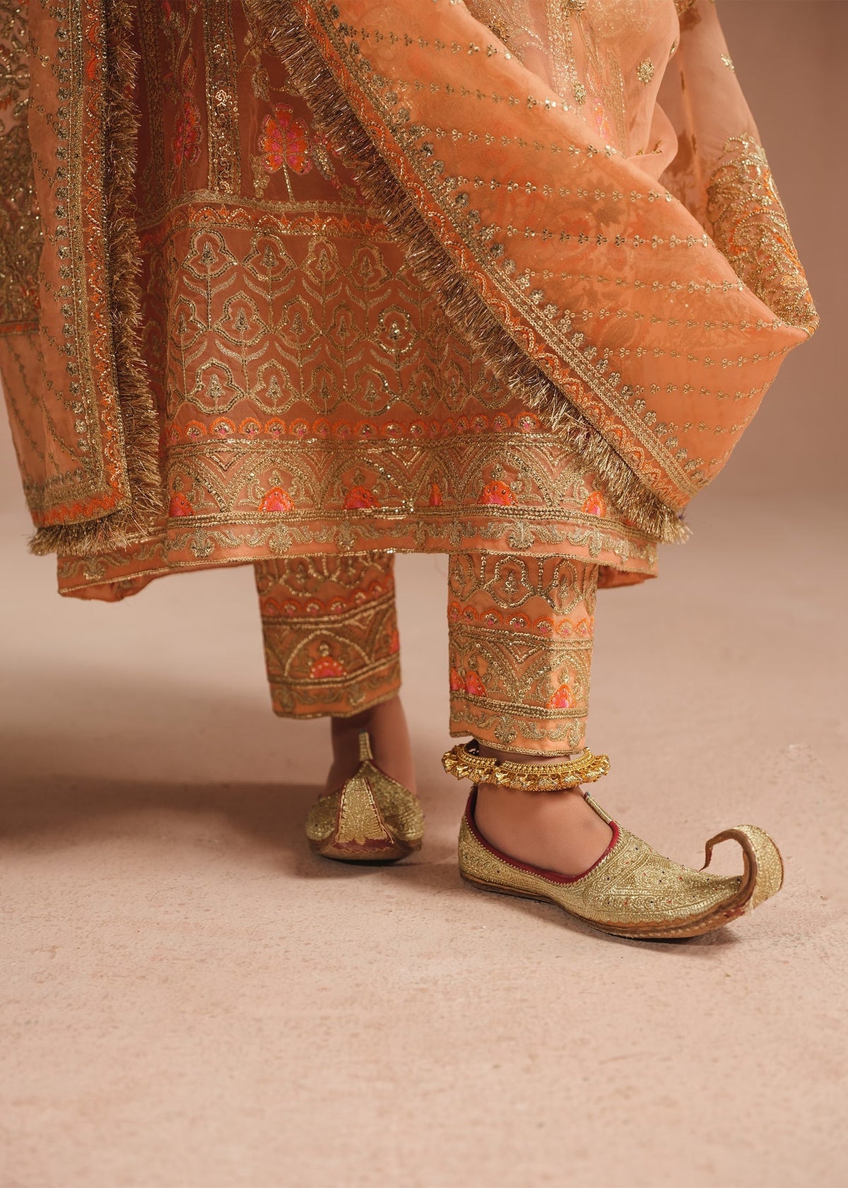 Ali Xeeshan | Prime Time | Rubab - by Libayah - Registered Vendor of : Ali Xeeshan - 100% Original Designer Dress