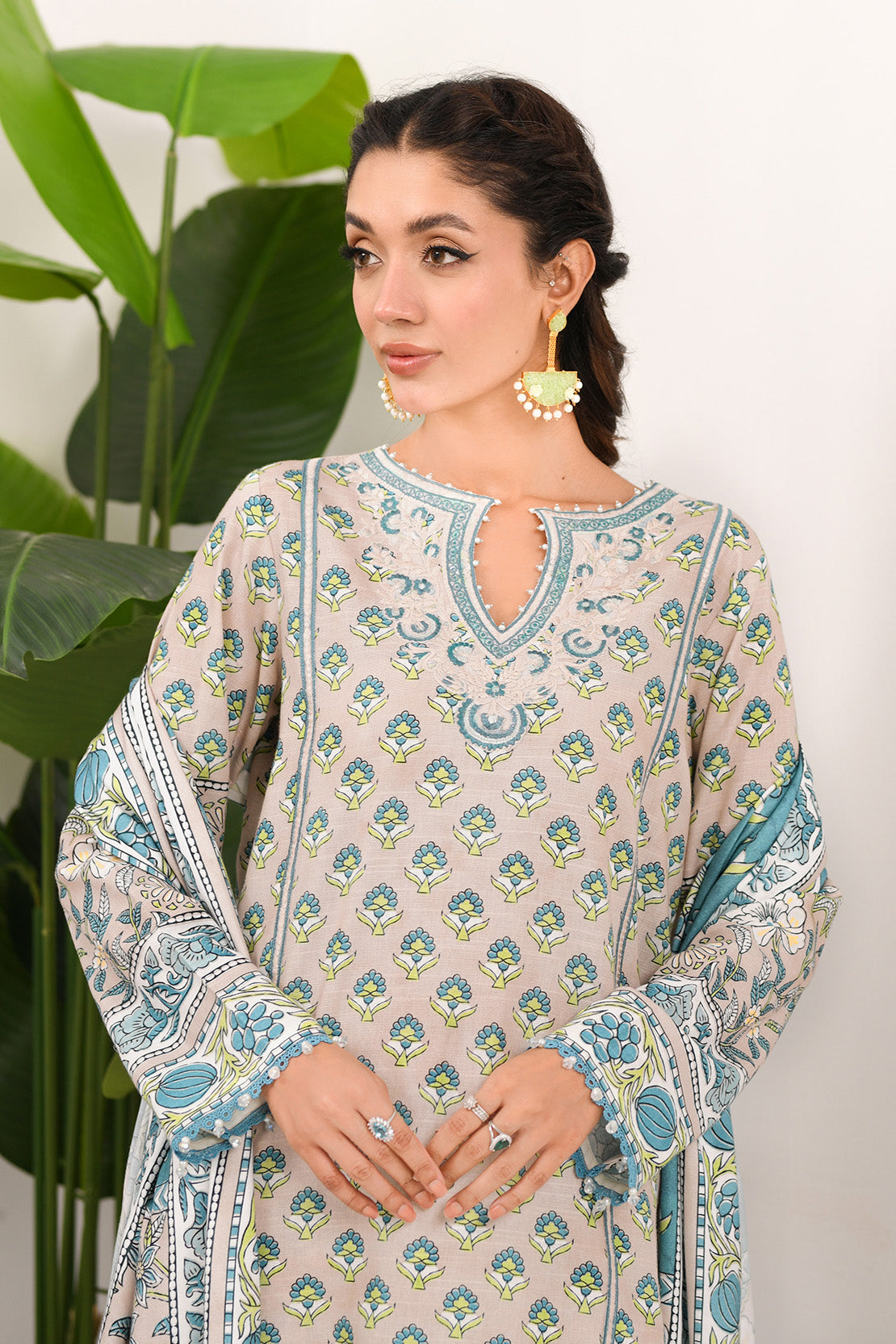 So Kamal | Winter Khaddar | KHADDAR SUIT SK16 by So Kamal - Designer Dress - Type: Ladies Clothes - Available at Libayah - 100% Original