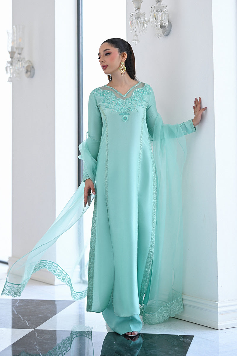 Mina Hasan | Signature Pret | Nyra - by Libayah - Registered Vendor of : Mina Hasan - 100% Original Designer Dress