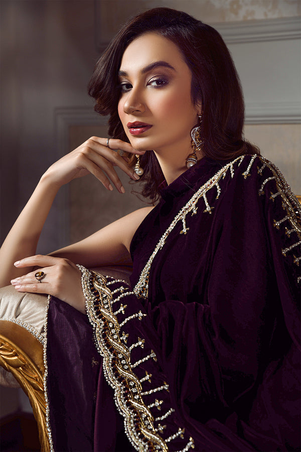 Mehak Yaqoob | Guzel Luxury Formals | Isleen by Libayah - Designer Dress - Type: Ladies Clothes - Available at Libayah - 100% Original