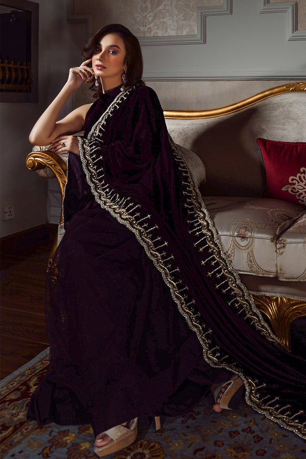 Mehak Yaqoob | Guzel Luxury Formals | Isleen by Libayah - Designer Dress - Type: Ladies Clothes - Available at Libayah - 100% Original