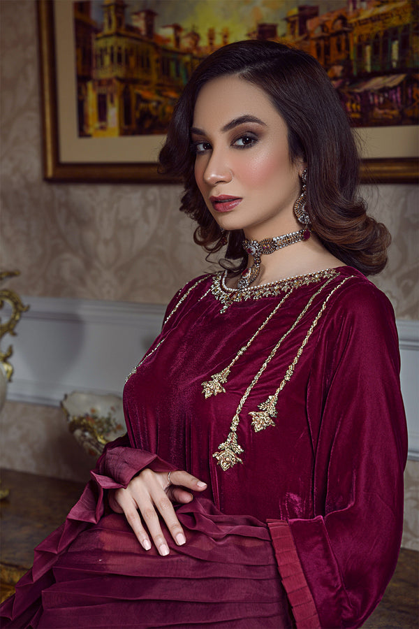 Mehak Yaqoob | Guzel Luxury Formals | ORLA by Mehak Yaqoob - Designer Dress - Type: Ladies Clothes - Available at Libayah - 100% Original
