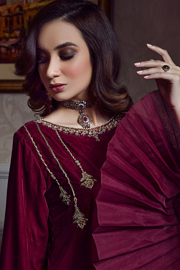 Mehak Yaqoob | Guzel Luxury Formals | ORLA by Mehak Yaqoob - Designer Dress - Type: Ladies Clothes - Available at Libayah - 100% Original