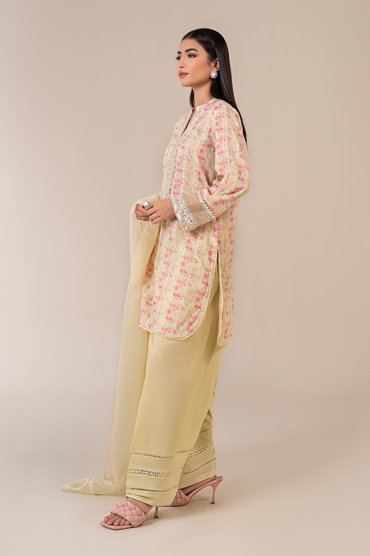 Maria B | Luxury Pret 25 | DW-EF25-18 by Maria B - Designer Dress - Type: Ladies Clothes - Available at Libayah - 100% Original