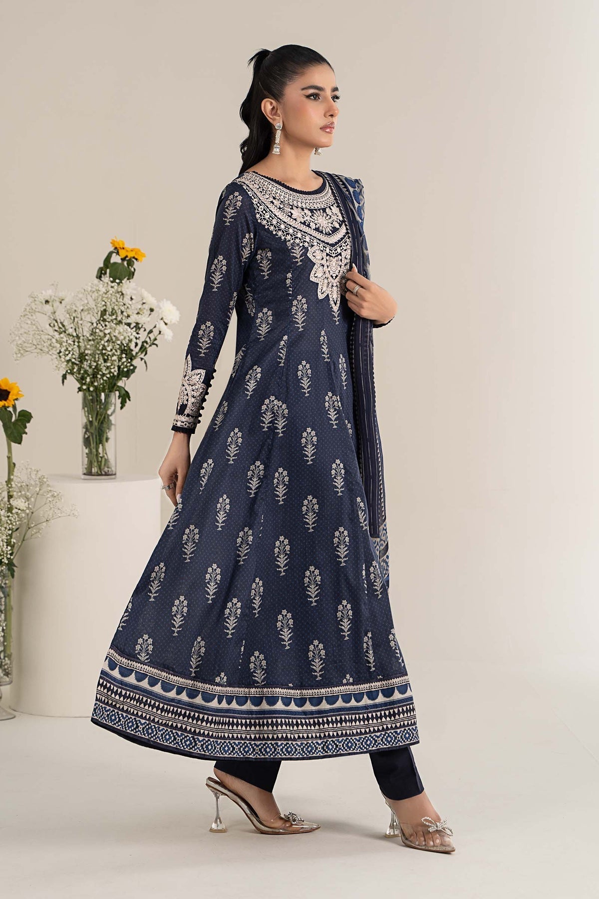 Maria B | Formal Wears | DW-EF25-22 by Maria B - Designer Dress - Type: Ladies Clothes - Available at Libayah - 100% Original