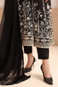 Maria B | Luxury Winter Pret 25 | DW-MN25-09-Black by Maria B - Designer Dress  - Type : Ladies Clothes - Available at Libayah - 100% Original 