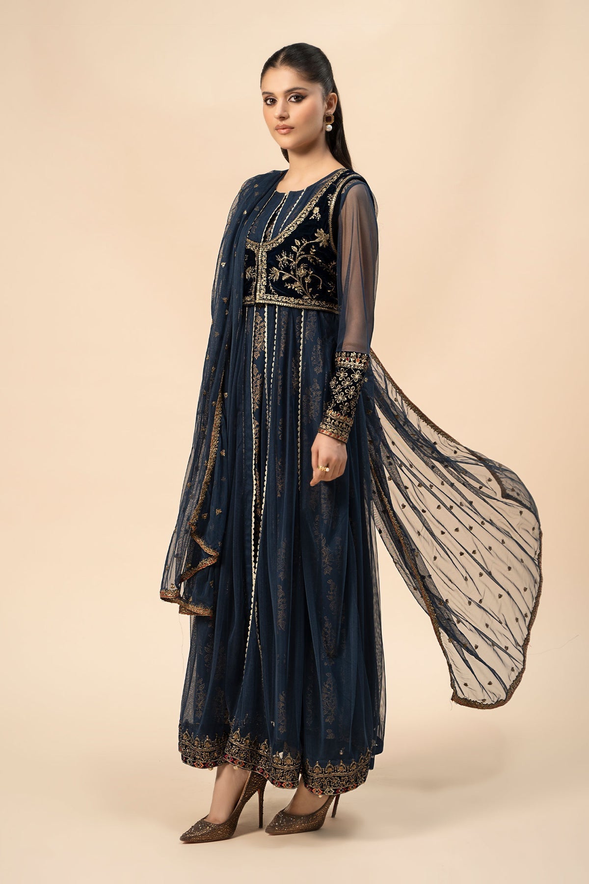 Maria B | Casual Pret 2024 | Khaddar Suit | DW-W24-151 by Maria B - Designer Dress - Type: Ladies Clothes - Available at Libayah - 100% Original