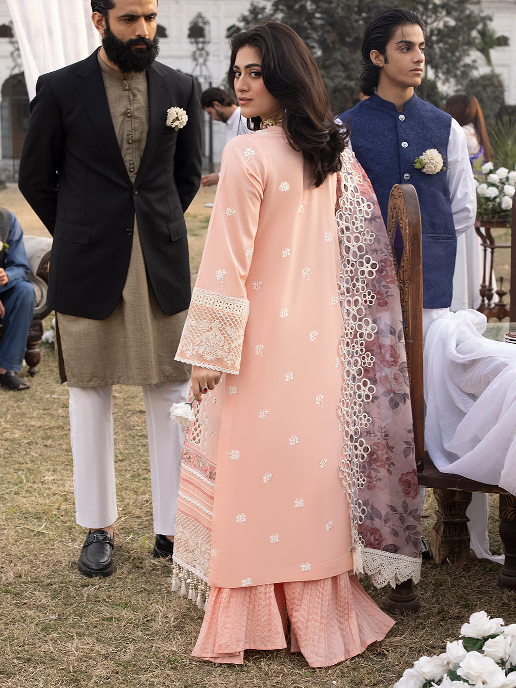 Mahnur | Mahrukh Luxury Lawn 24 | DAISY by Mahnur - Designer Dress - Type: Ladies Clothes - Available at Libayah - 100% Original