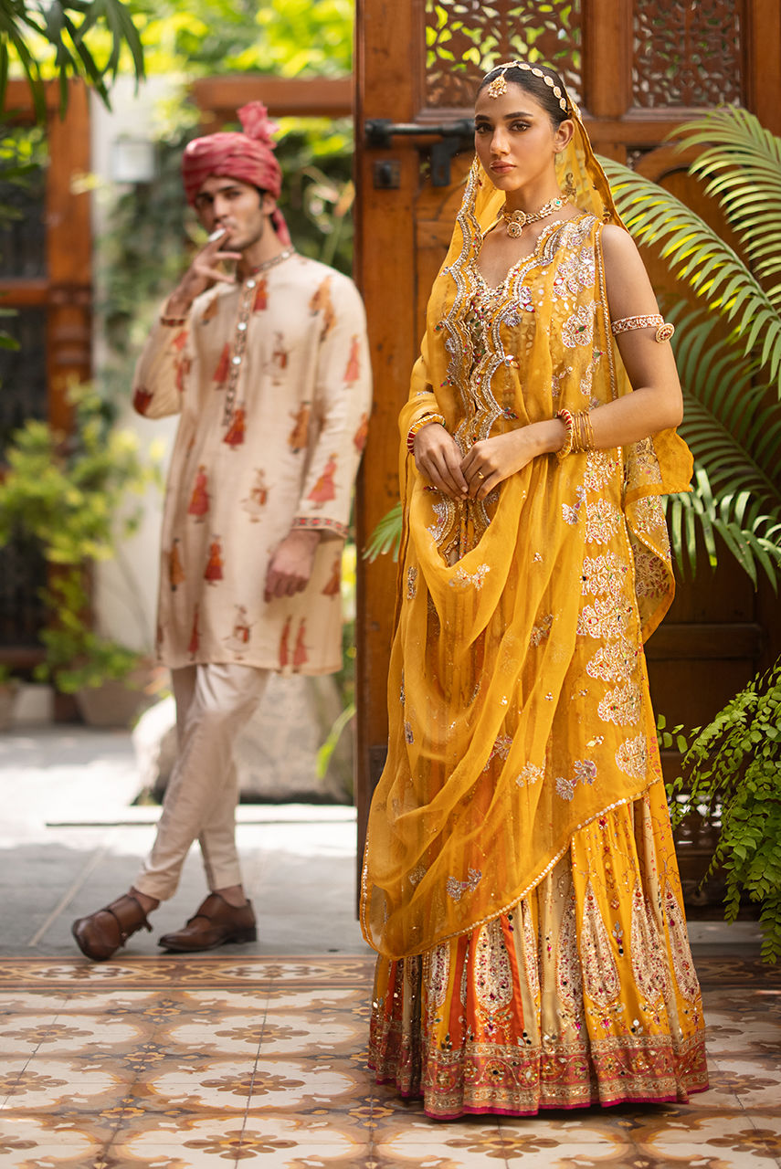 Deepak Perwani | Jaipur Heritage Wedding Wear | Ktd4089 by Deepak Perwani - Designer Dress - Type: Ladies Clothes - Available at Libayah - 100% Original