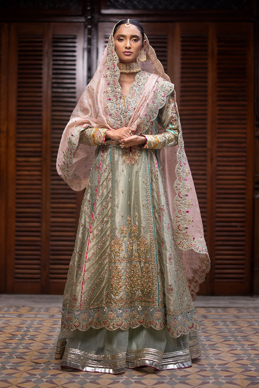 Deepak Perwani | Jaipur Heritage Wedding Wear | Ktd4080 by Deepak Perwani - Designer Dress - Type: Ladies Clothes - Available at Libayah - 100% Original