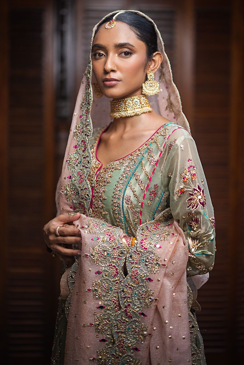 Deepak Perwani | Jaipur Heritage Wedding Wear | Ktd4080 by Deepak Perwani - Designer Dress - Type: Ladies Clothes - Available at Libayah - 100% Original