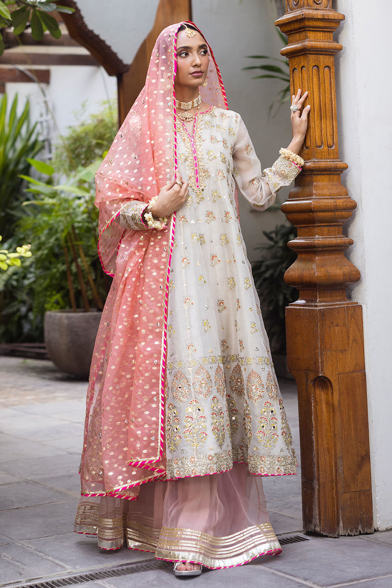Deepak Perwani | Jaipur Heritage Wedding Wear | Ktd4111 by Deepak Perwani - Designer Dress - Type: Ladies Clothes - Available at Libayah - 100% Original