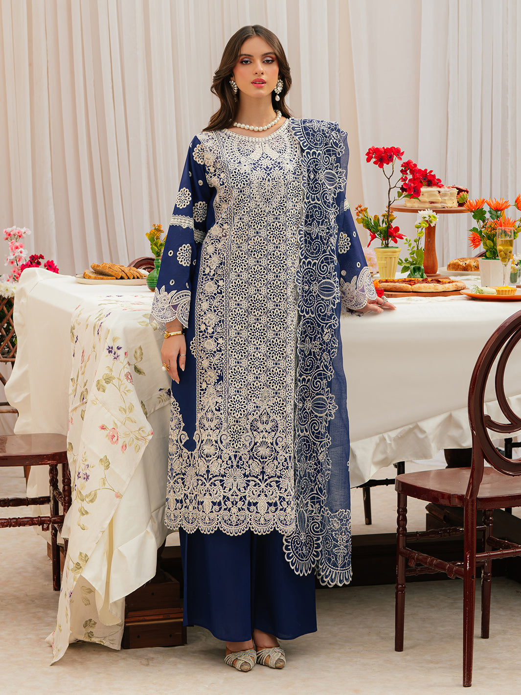 Mahnur | Allenura Luxury Lawn 24 | ELYSIUM by Mahnur - Designer Dress - Type: Ladies Clothes - Available at Libayah - 100% Original