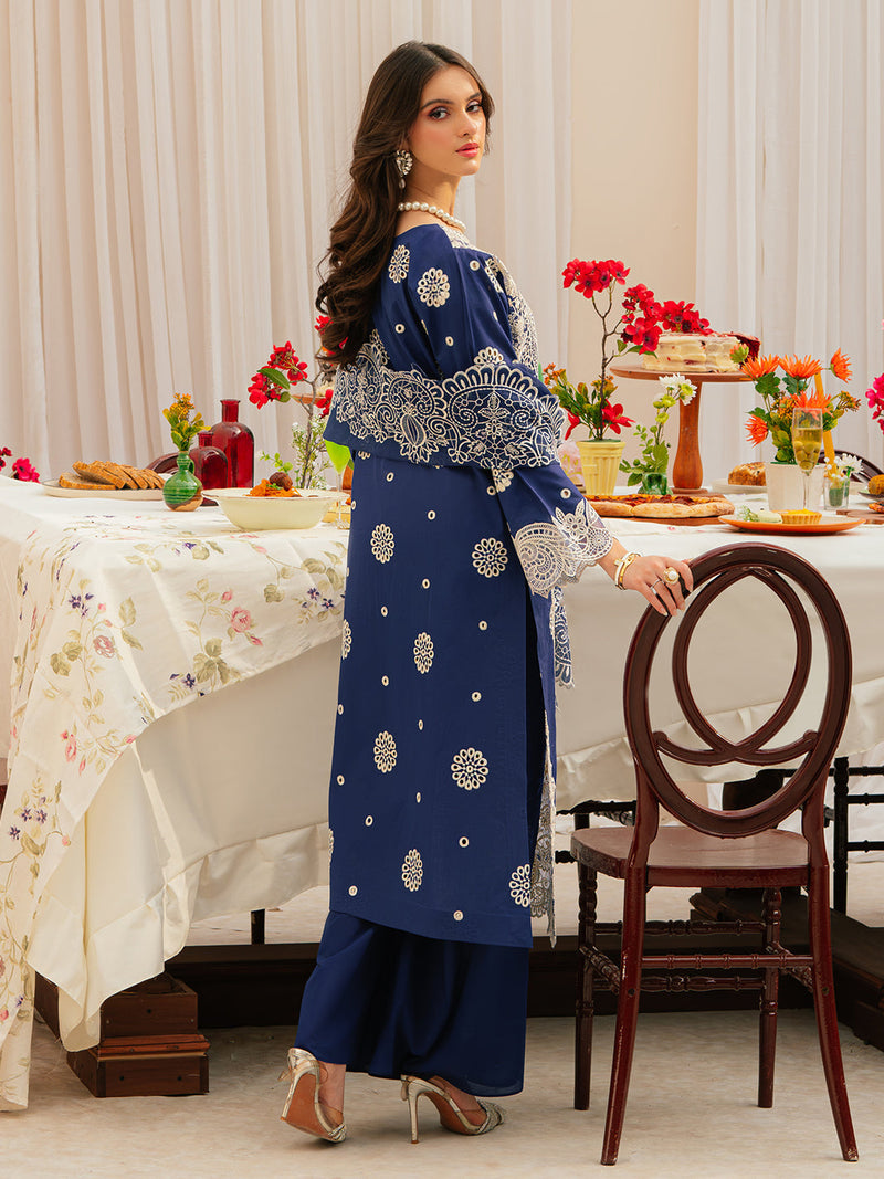 Mahnur | Allenura Luxury Lawn 24 | ELYSIUM by Mahnur - Designer Dress - Type: Ladies Clothes - Available at Libayah - 100% Original