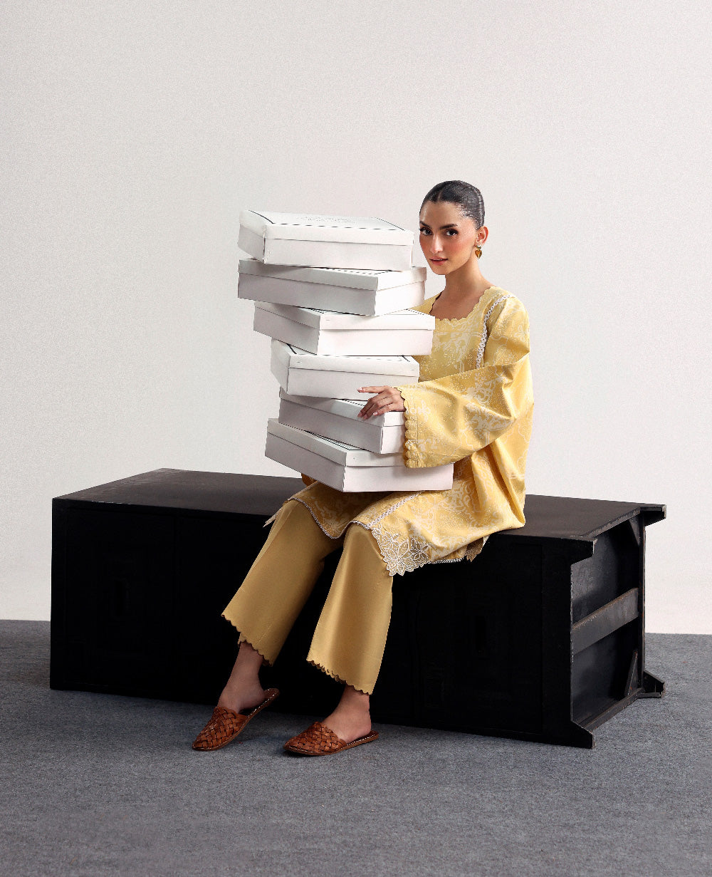 Republic Womenswear | Essentials Pre Fall | Aurela