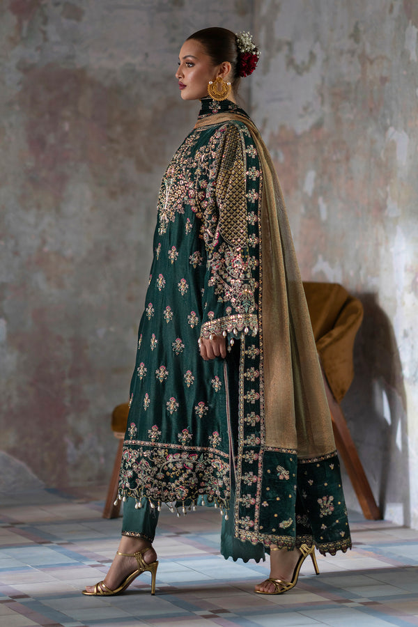 Emaan Adeel | Saanjh Velvet Collection 24 | Nisha by Emaan Adeel - Designer Dress - Type: Ladies Clothes - Available at Libayah - 100% Original