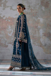 Emaan Adeel | Saanjh Velvet Collection 24 |  Meher by Emaan Adeel - Designer Dress - Type: Ladies Clothes - Available at Libayah - 100% Original
