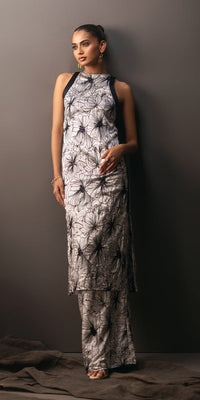 Erum Khan | Beyond Chic |  Crown Jewel by Erum Khan - Designer Dress - Type: Ladies Clothes - Available at Libayah - 100% Original