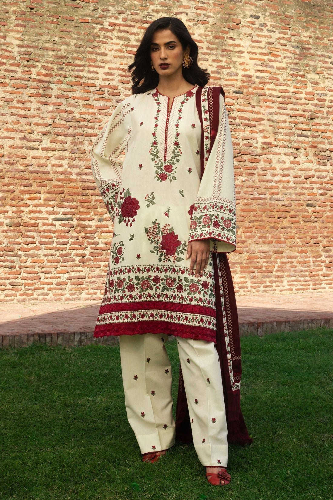 Zara Shahjahan | Winter 24 |  FARIDEH-D1 by Zara Sahjahan - Designer Dress - Type: Ladies Clothes - Available at Libayah - 100% Original