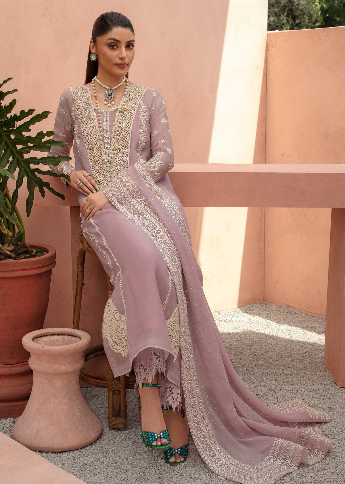 Saira Shakira | Aurelia Pret 24 | Aurora