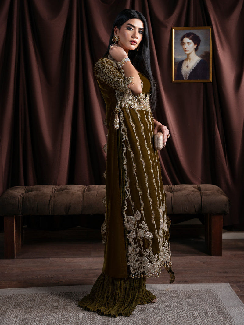 Faiza Faisal | Solene Luxury Velvets | EVANIA by Faiza Faisal - Designer Dress  - Type : Ladies Clothes - Available at Libayah - 100% Original 