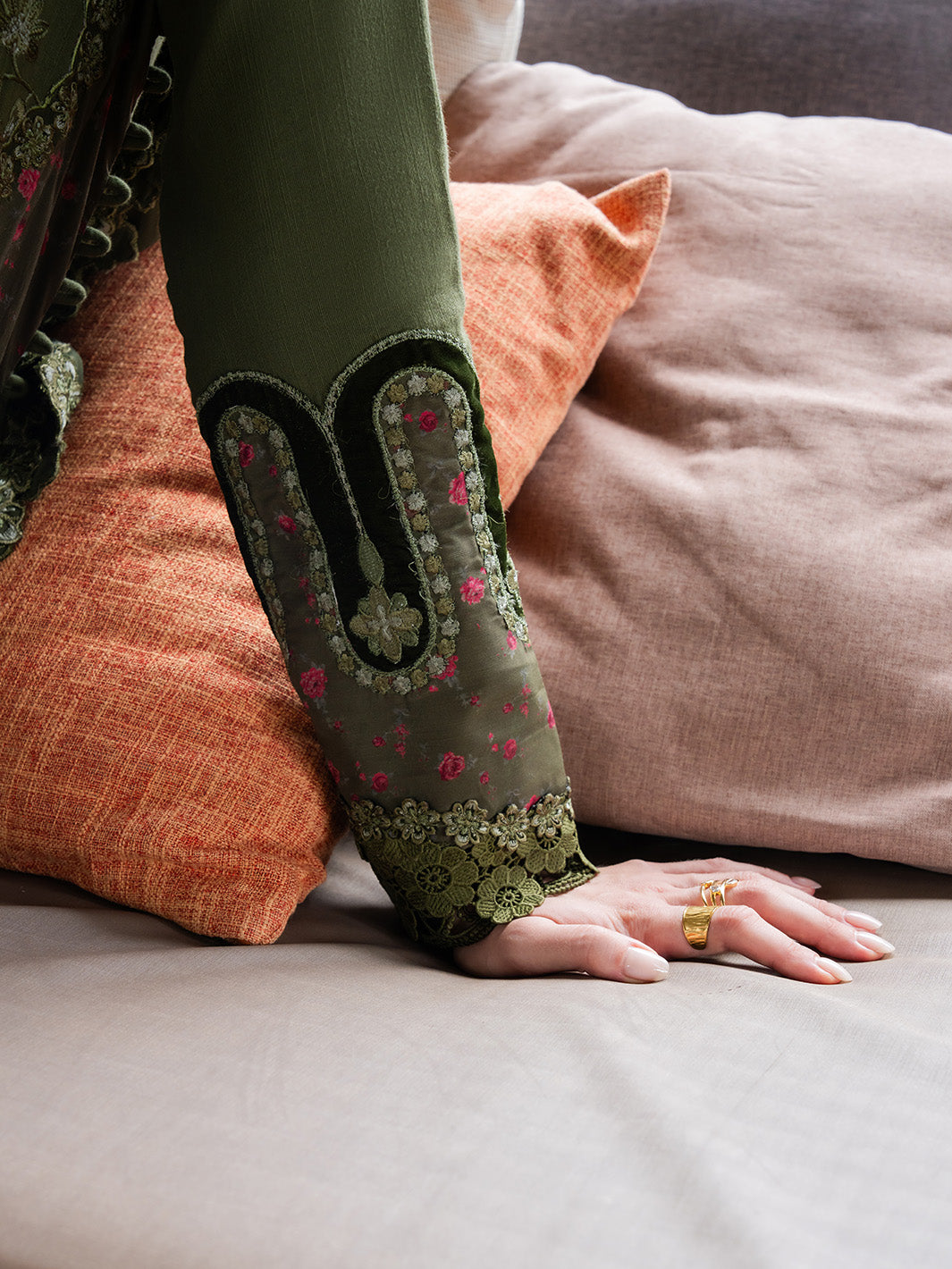 Faiza Faisal | Dastaan Khaddar 25 | RUMIYA by Faiza Faisal - Designer Dress  - Type : Ladies Clothes - Available at Libayah - 100% Original 