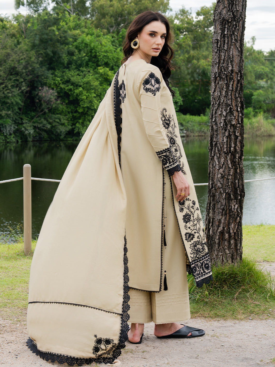 Faiza Faisal | Hoor Karandi | ALAYNA by Faiza Faisal - Designer Dress  - Type : Ladies Clothes - Available at Libayah - 100% Original 