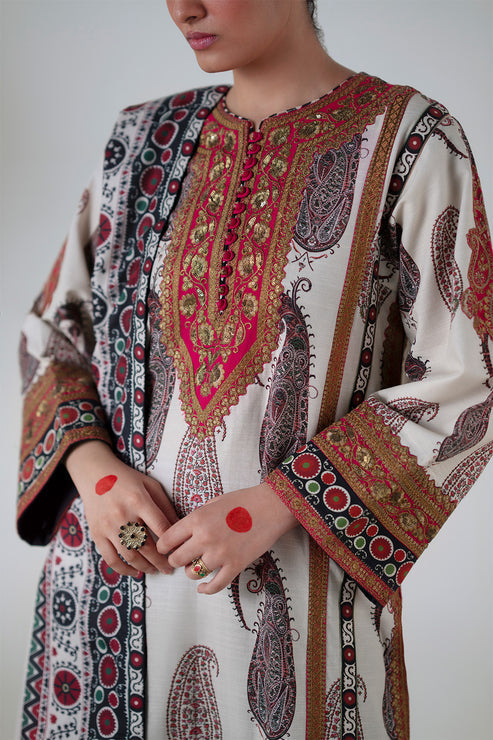Maryum N Maria | Noore Winters 25 | 3 Piece Embroidered Khaddar ZOHAL - FSU5678