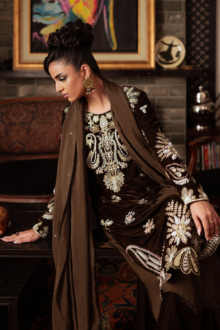 Saira Rizwan | Velvet Pret 25 | GURR-SRVP25-09 by Saira Rizwan - Designer Dress - Type : Ladies Clothes - Available at Libayah - 100% Original 