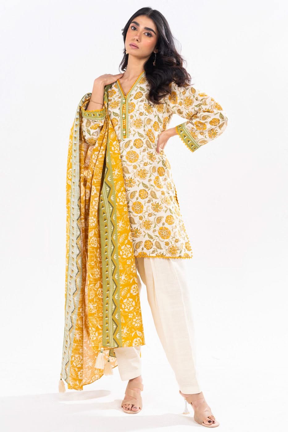 Al Karam | Winter 24 | FW-17.1-24 by Alkaram - Designer Dress - Type: Ladies Clothes - Available at Libayah - 100% Original