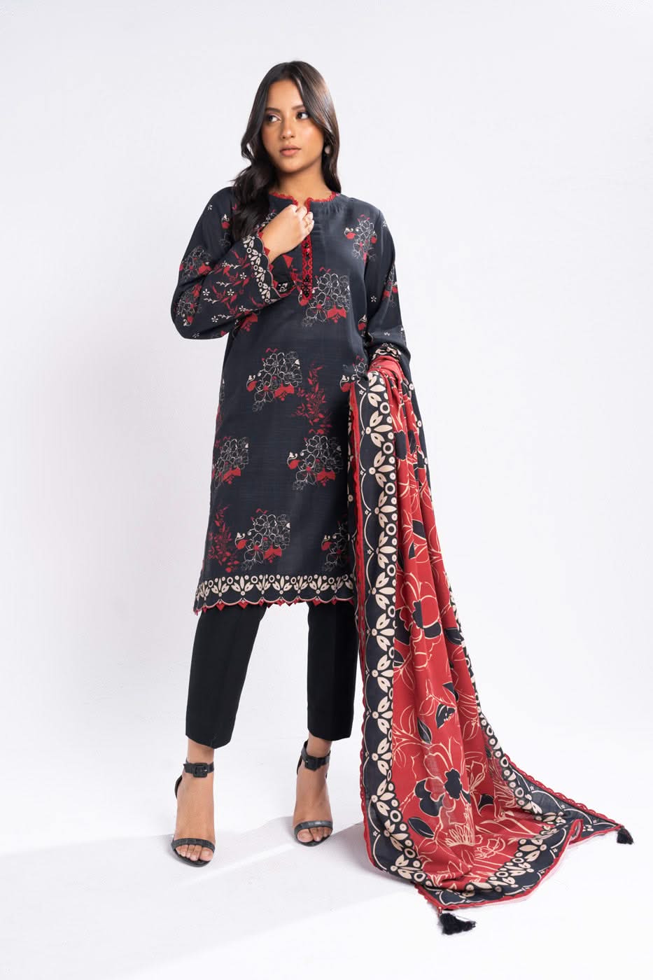 Al Karam | Winter 24 | FW-46.1 by Alkaram - Designer Dress - Type: Ladies Clothes - Available at Libayah - 100% Original