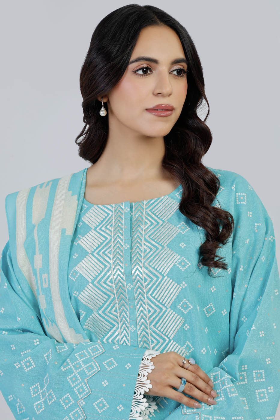 Al Karam | Winter 24 | FW-7.1-24 by Alkaram - Designer Dress - Type: Ladies Clothes - Available at Libayah - 100% Original