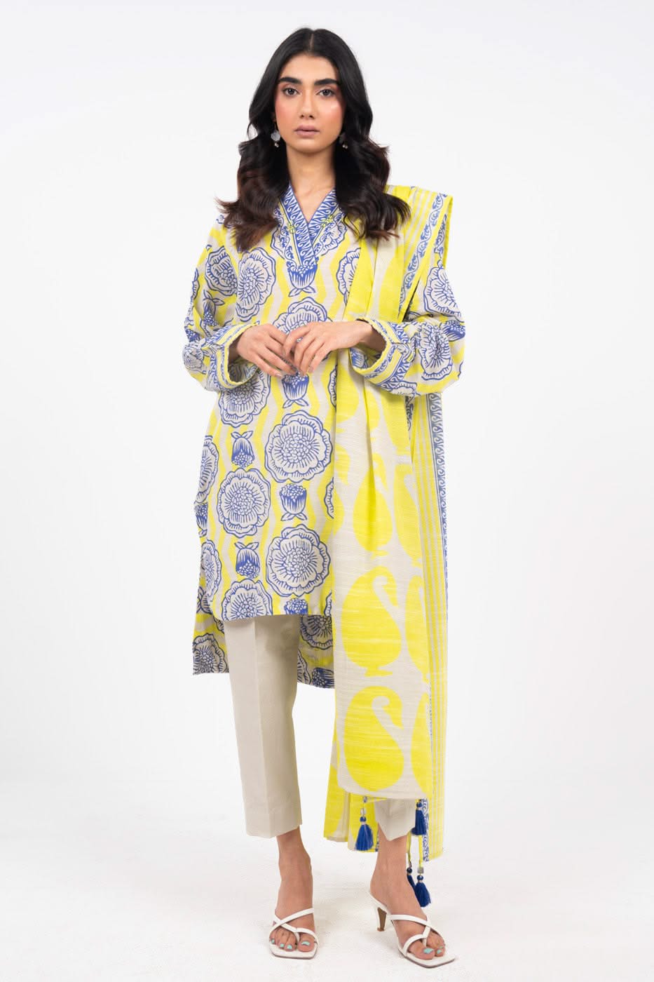 Al Karam | Winter 24 | FW-17-24 by Alkaram - Designer Dress - Type: Ladies Clothes - Available at Libayah - 100% Original