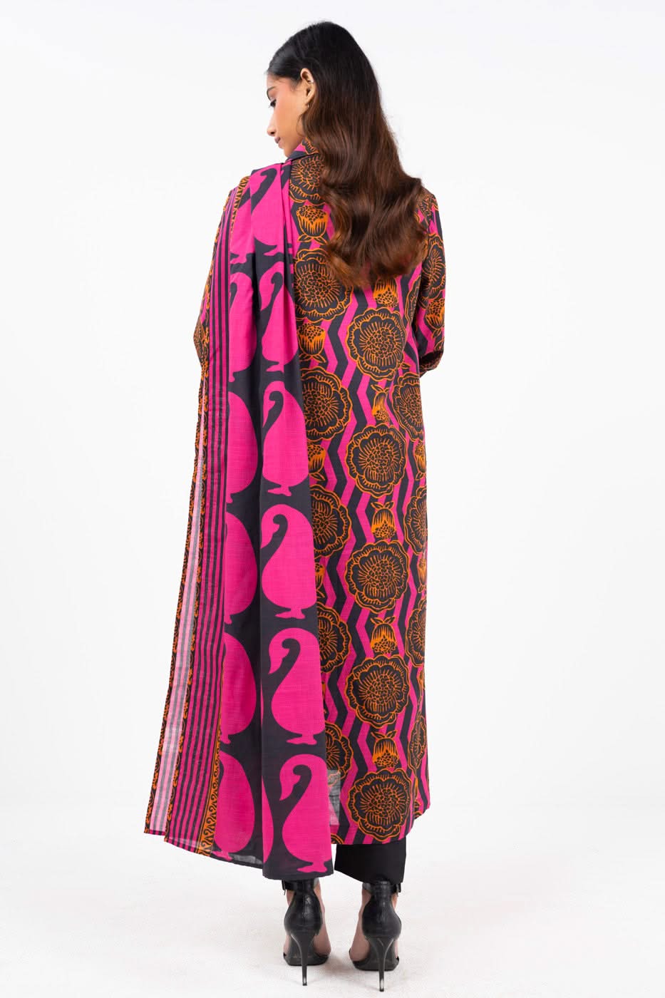 Al Karam | Winter 24 | FW-17-24 by Alkaram - Designer Dress - Type: Ladies Clothes - Available at Libayah - 100% Original