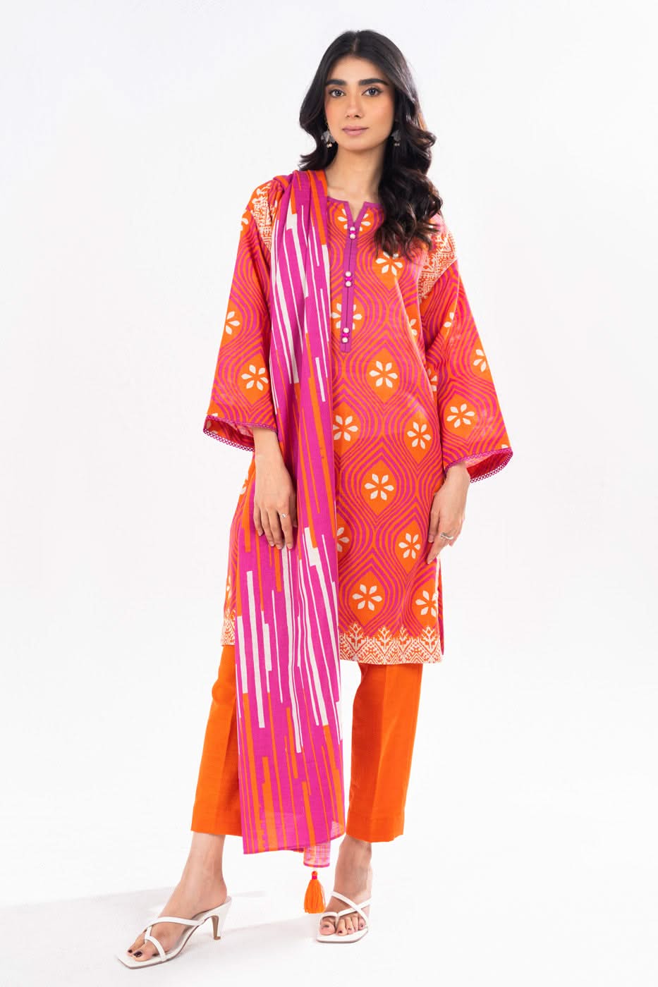 Al Karam | Winter 24 | FW-18-24 by Alkaram - Designer Dress - Type: Ladies Clothes - Available at Libayah - 100% Original