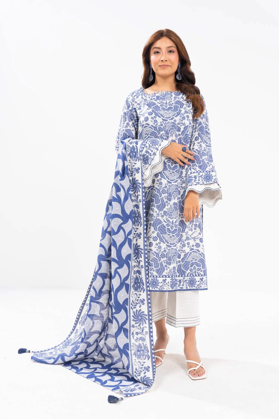 Al Karam | Winter 24 | FW-19-24 by Alkaram - Designer Dress - Type: Ladies Clothes - Available at Libayah - 100% Original