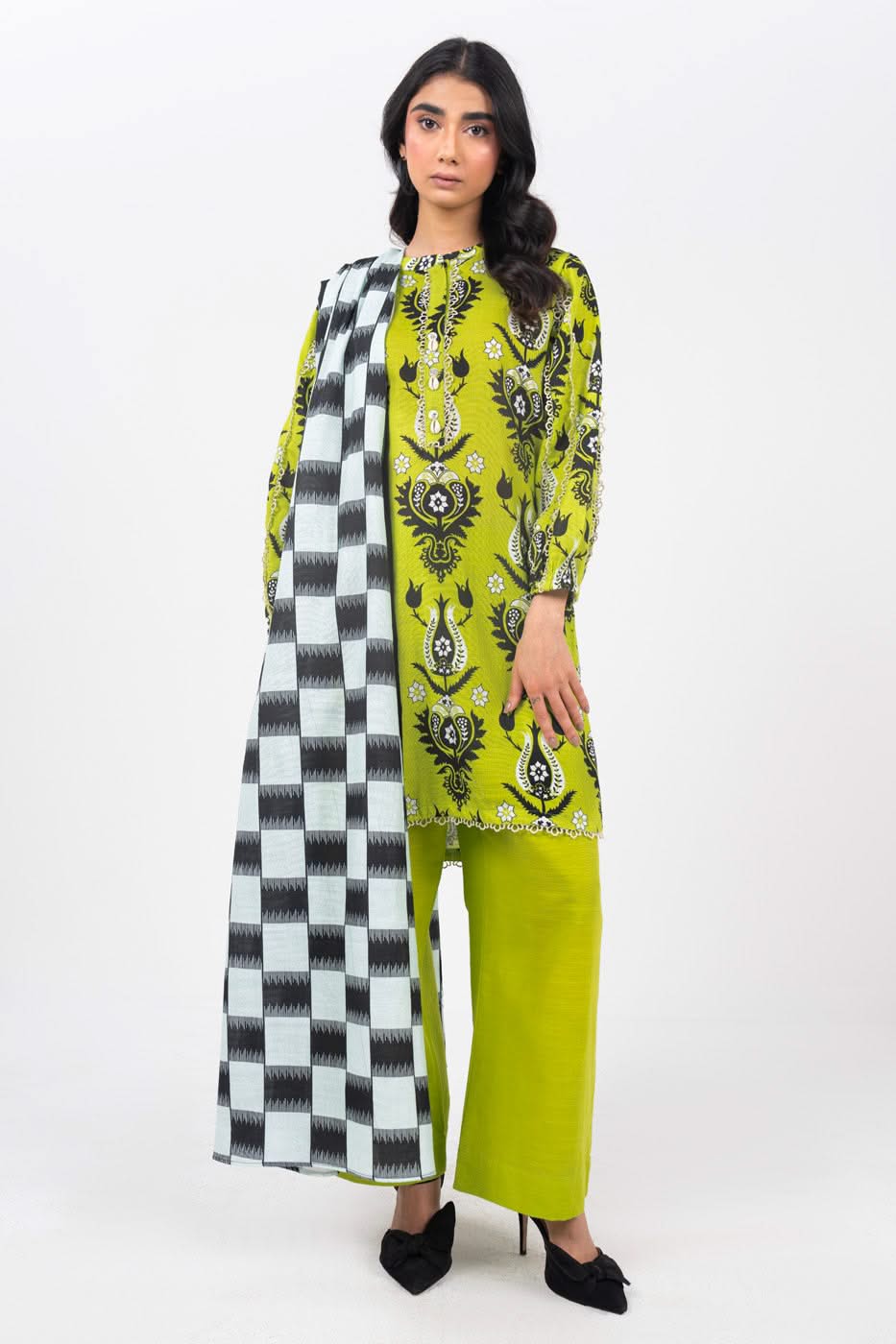 Al Karam | Winter 24 | FW-38-24 by Alkaram - Designer Dress - Type: Ladies Clothes - Available at Libayah - 100% Original