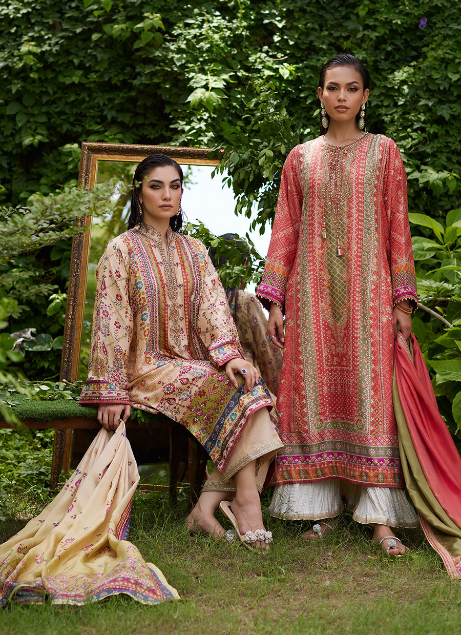 Farah Talib Aziz | Mayna Festive Prints 24 | Bazif Burnt Orange Shirt And Dupatta by Farah Talib Aziz - Designer Dress - Type: Ladies Clothes - Available at Libayah - 100% Original