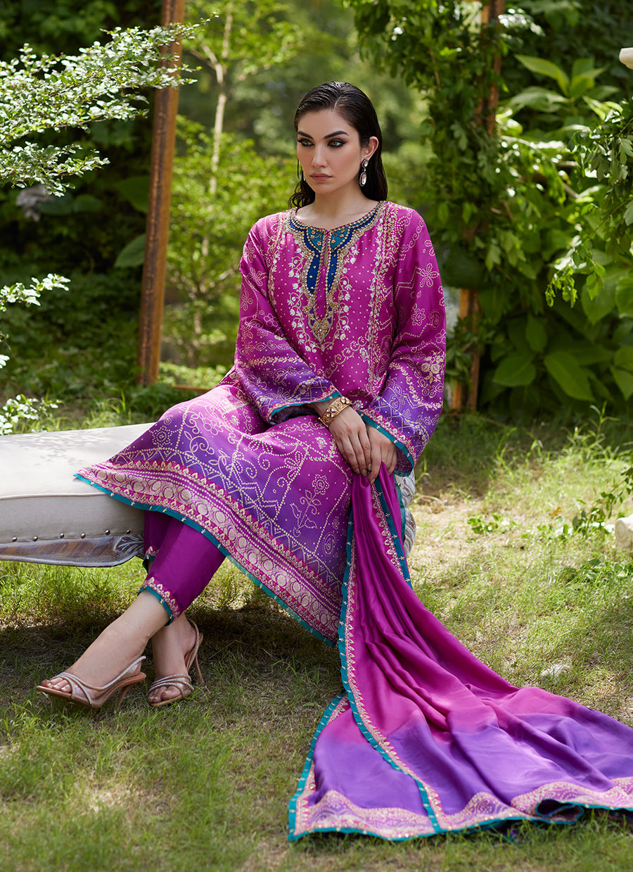 Farah Talib Aziz | Mayna Festive Prints 24 | Tazeen Magenta Ombre Shirt And Dupatta by Farah Talib Aziz - Designer Dress - Type: Ladies Clothes - Available at Libayah - 100% Original