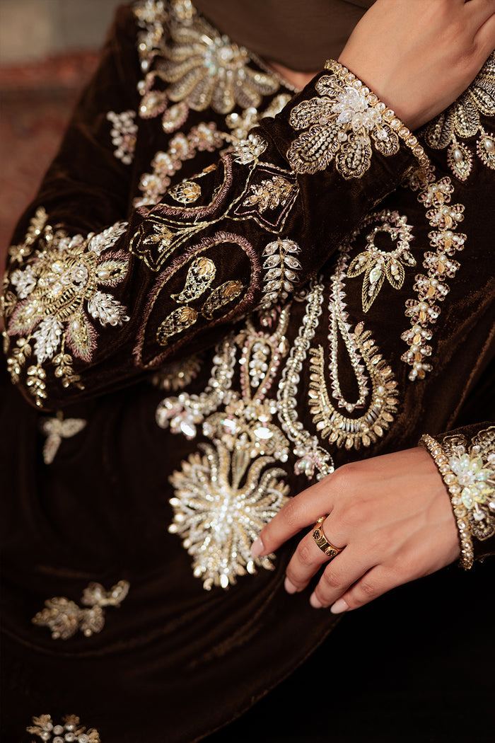 Saira Rizwan | Velvet Pret 25 | GURR-SRVP25-09 by Saira Rizwan - Designer Dress - Type : Ladies Clothes - Available at Libayah - 100% Original 