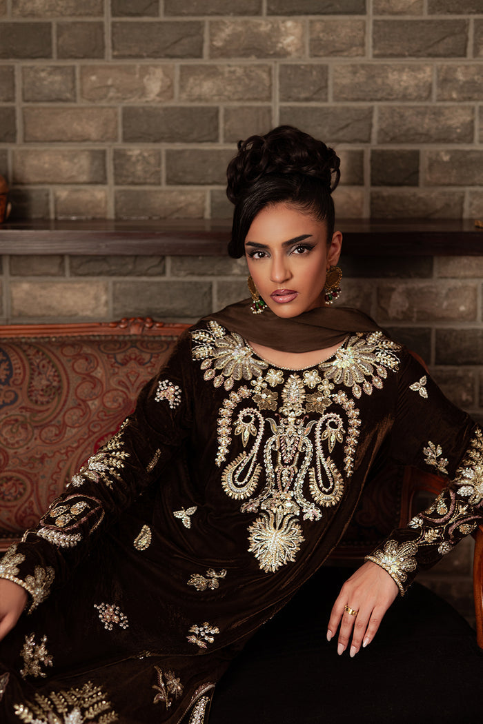 Saira Rizwan | Velvet Pret 25 | GURR-SRVP25-09 by Saira Rizwan - Designer Dress - Type : Ladies Clothes - Available at Libayah - 100% Original 