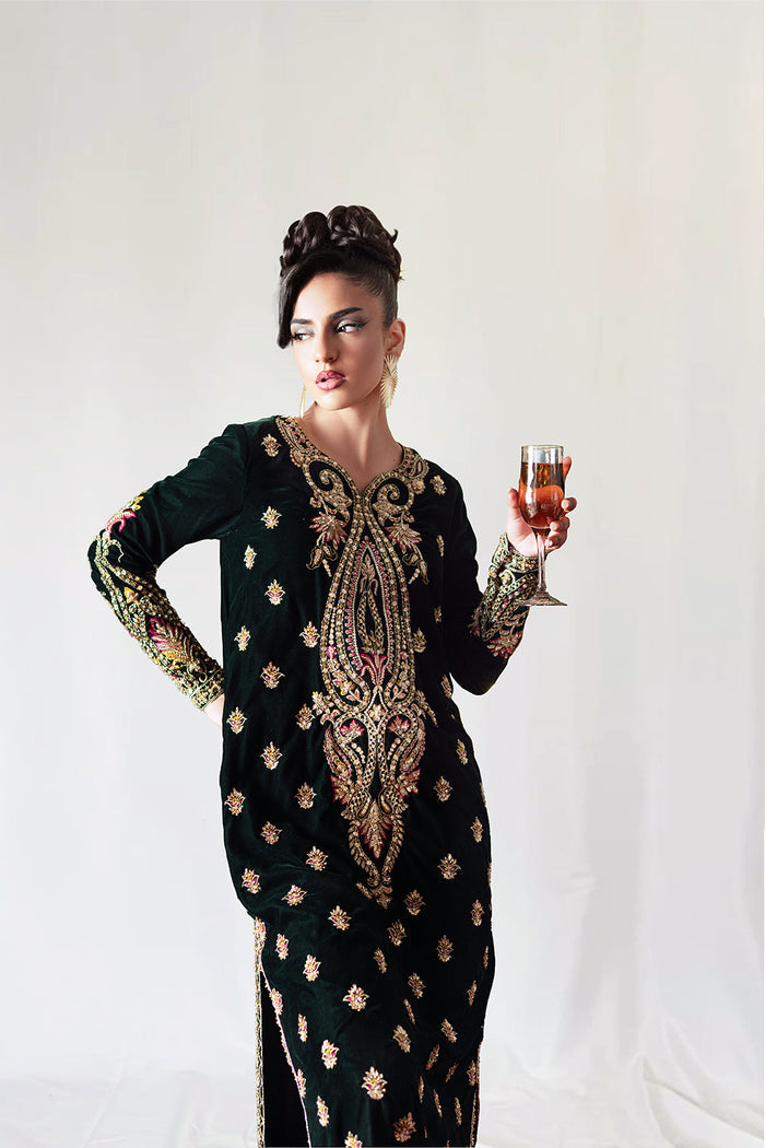 Saira Rizwan | Velvet Pret 25 | EMERA-SRVP25-10 by Saira Rizwan - Designer Dress - Type : Ladies Clothes - Available at Libayah - 100% Original 