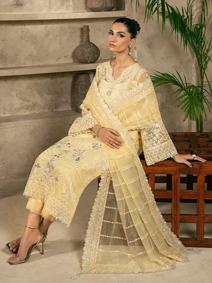 AUREVA – authentic Pakistani formal dress from the Gulaal Azira Luxury Formals collection for women in the UK.