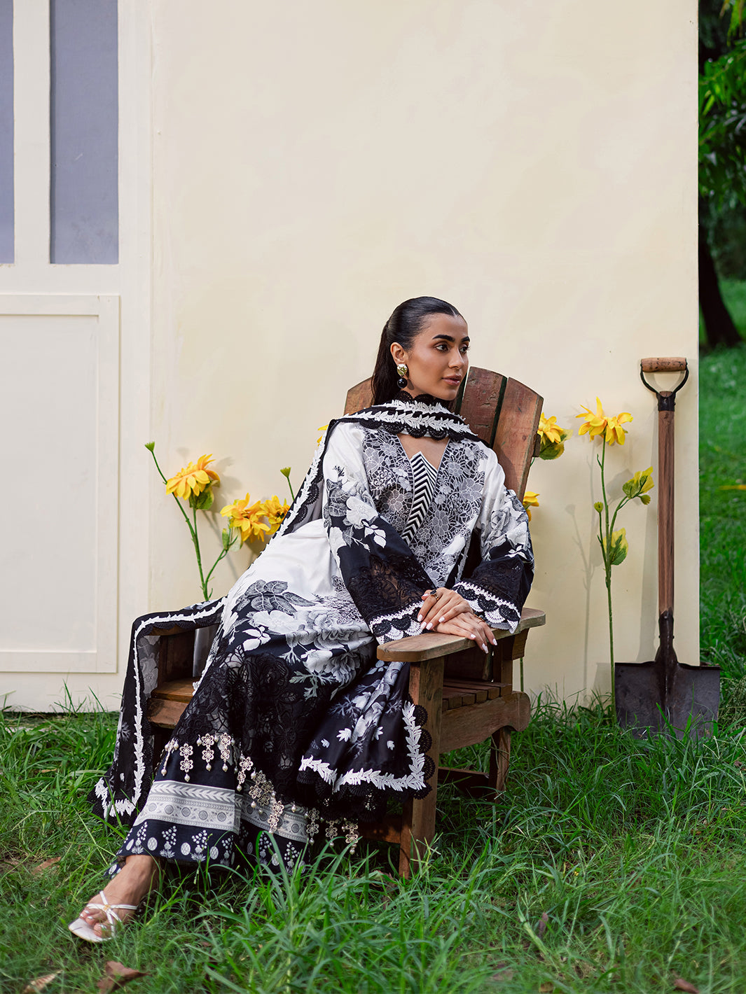 Mahnur | Gardenia Khaddar 25 | GR-05