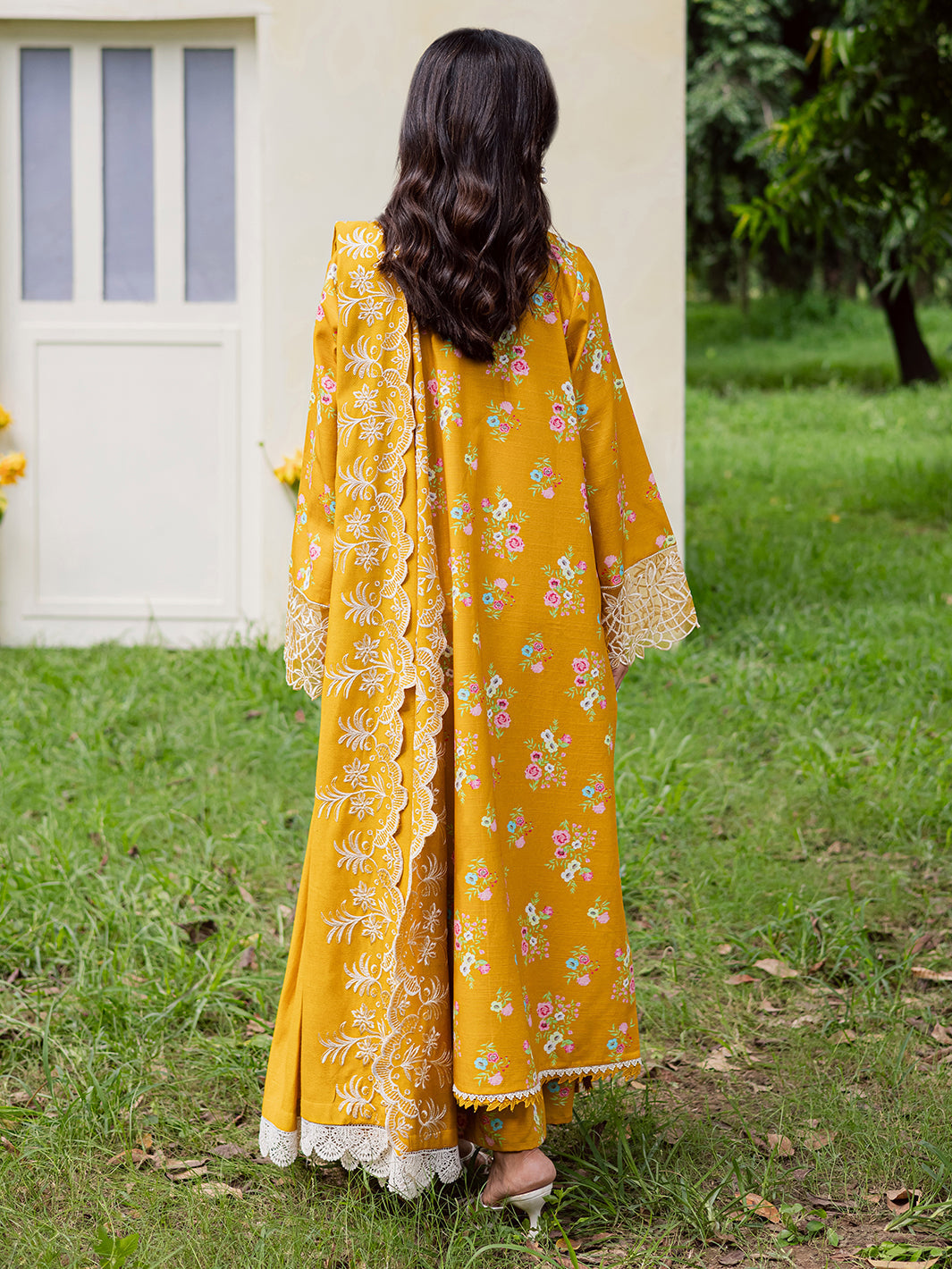 Mahnur | Gardenia Khaddar 25 | GR-08