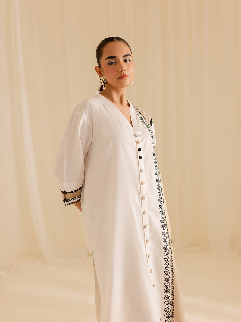 Mahnur | Petal Whispers Lawn Pret | Gardenia by Mahnur - Designer Dress - Type: Ladies Clothes - Available at Libayah - 100% Original