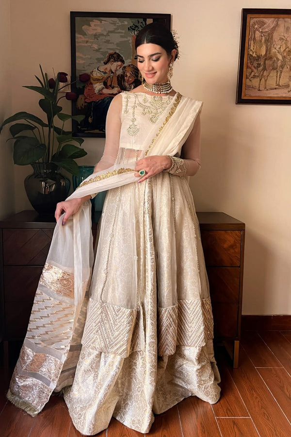 Mehak Yaqoob | Guzel Luxury Formals | GulBahar by Mehak Yaqoob - Designer Dress - Type: Ladies Clothes - Available at Libayah - 100% Original