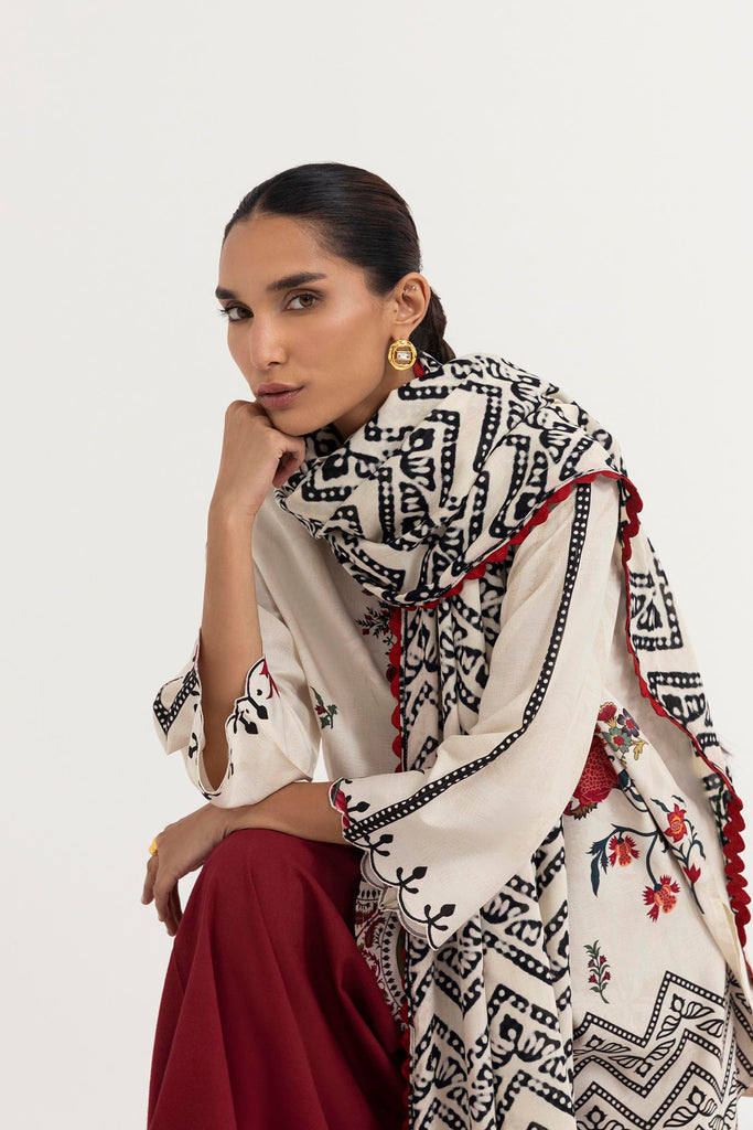 Sana Safinaz | Mahay Winter 25 | H255-004A-3CY by Sana Safinaz - Designer Dress  - Type : Ladies Clothes - Available at Libayah - 100% Original 